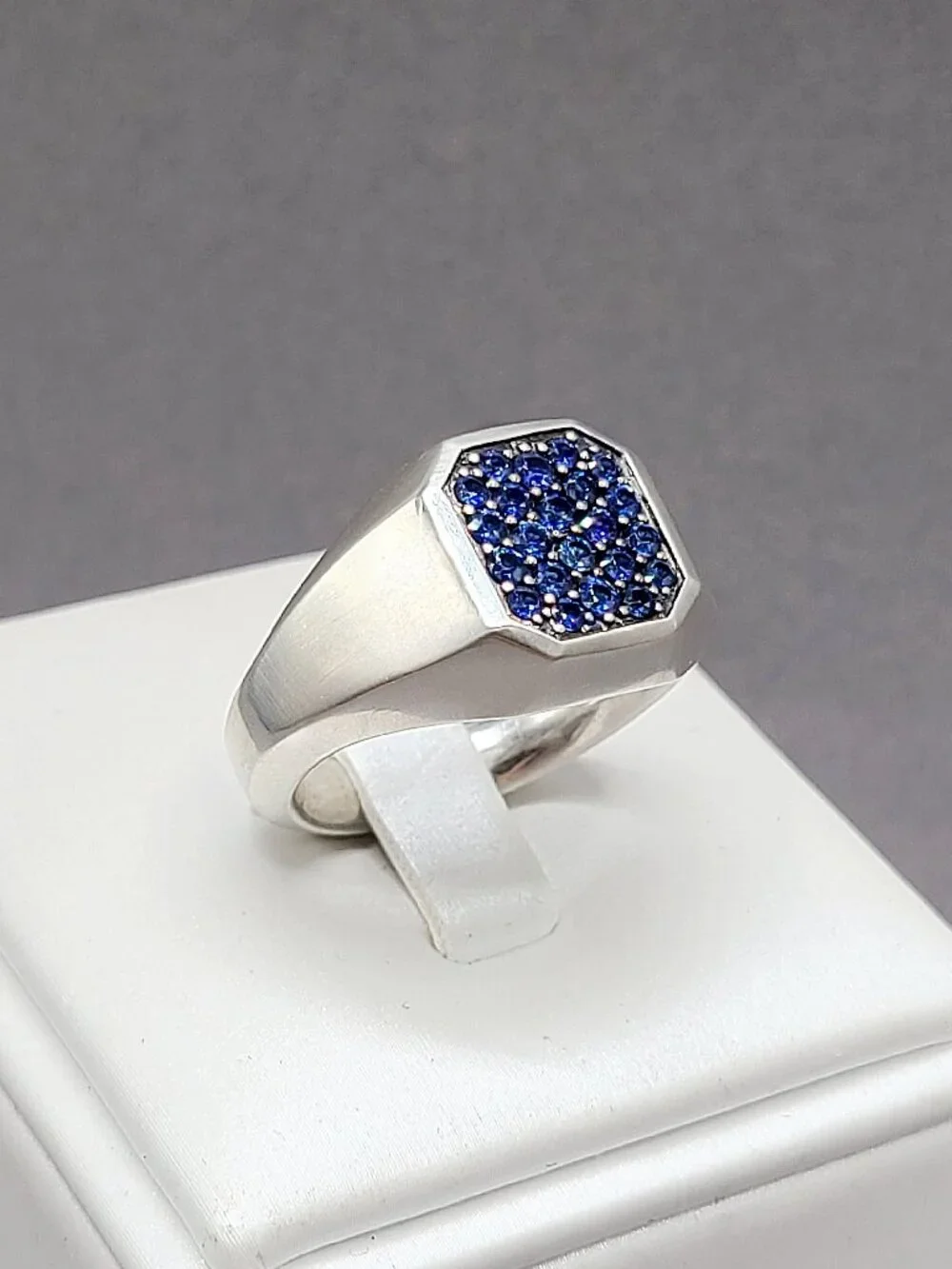 David Yurman Streamline Signet Ring w/ Blue Sapphires - 14mm - Size 9